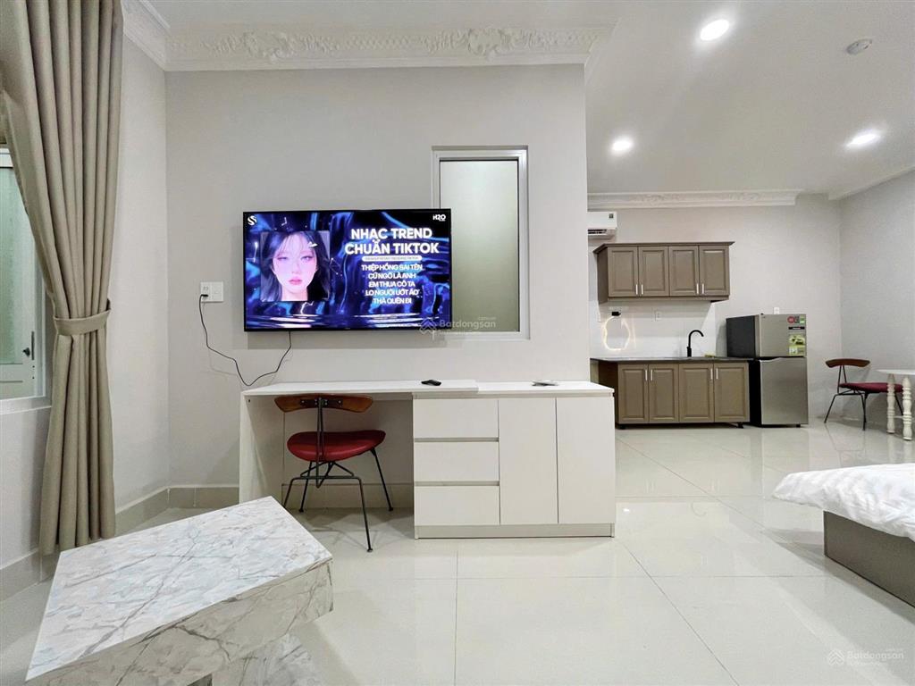 Cho thuê căn hộ thang máy nguyễn kiệm, phú nhuận gần ngã tư phú nhuận tân bình sân bay, cv gia định