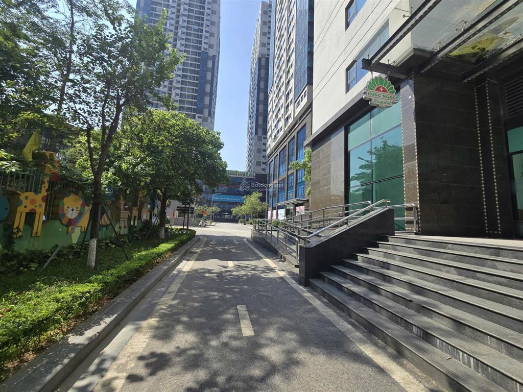 Chính chủ cho thuê shophouse 350m2 tại số 47, goldseason thanh xuân