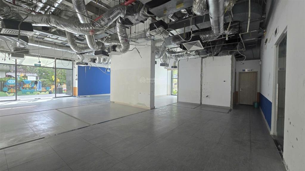 Chính chủ cho thuê shophouse 350m2 tại số 47, goldseason thanh xuân