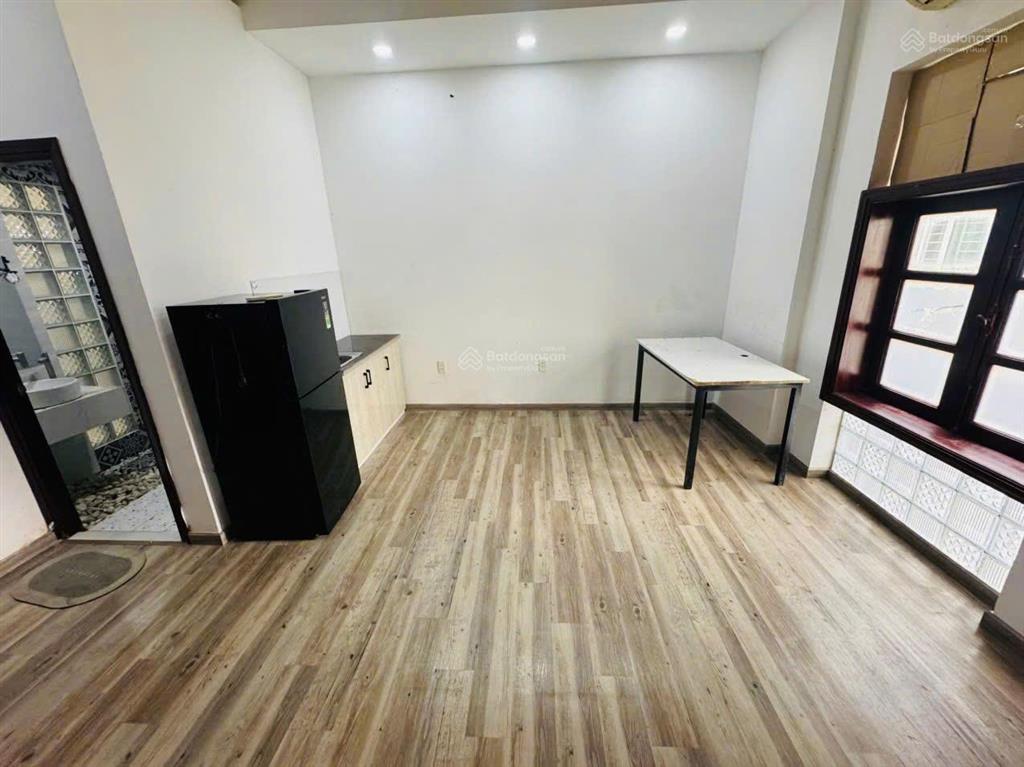 Cho thuê căn hộ mới tại khu trung sơn 25m2, sàn gỗ, đầy đủ nội thất, tự do giờ giấc. 4,3 triệu/th