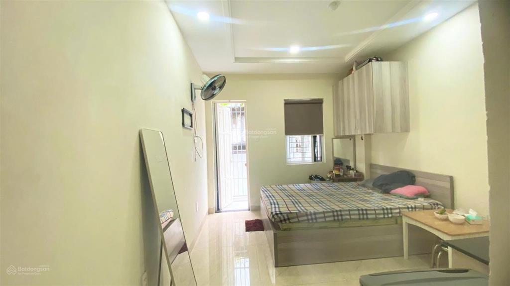 Cho thuê phòng trọ đẹp khu trung sơn 25m², có thang máy, full nội thất. 4,8 triệu/tháng