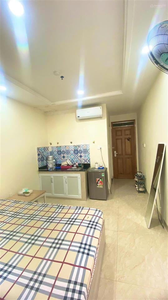 Cho thuê phòng trọ đẹp khu trung sơn 25m², có thang máy, full nội thất. 4,8 triệu/tháng