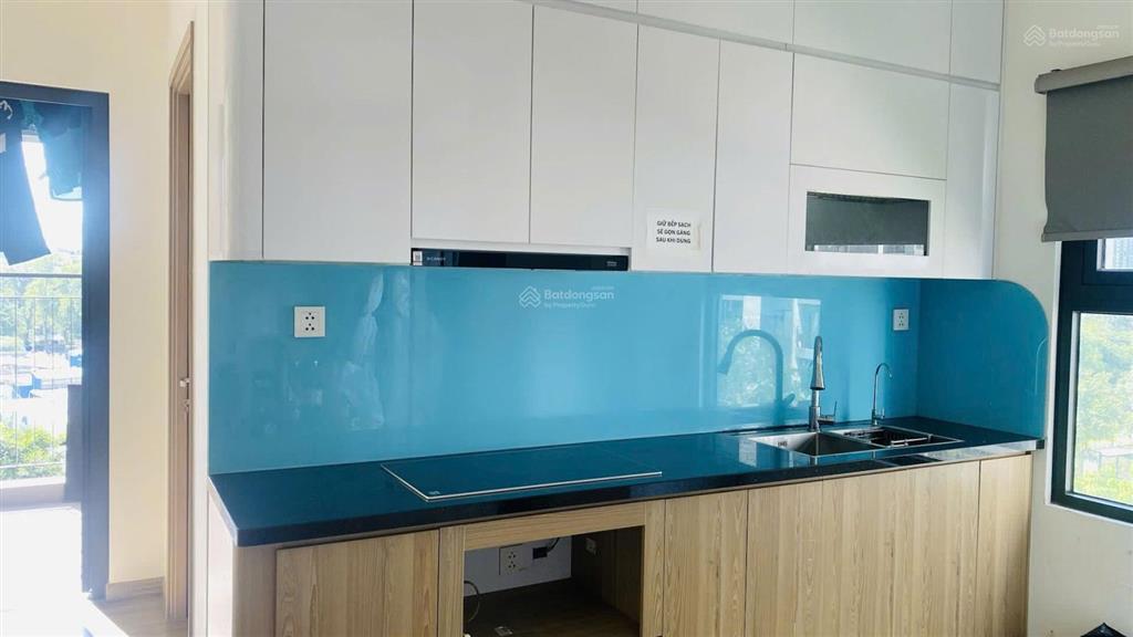 Chính chủ cho thuê căn góc 3pn2vs 82m2 tại toà sa1 vinsmart city  12,5 triệu/tháng