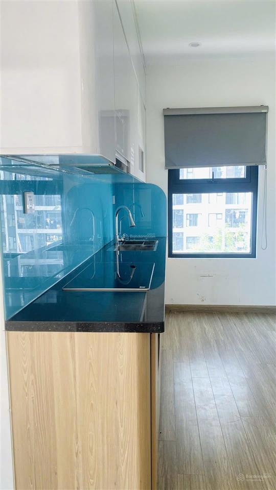 Chính chủ cho thuê căn góc 3pn2vs 82m2 tại toà sa1 vinsmart city  12,5 triệu/tháng