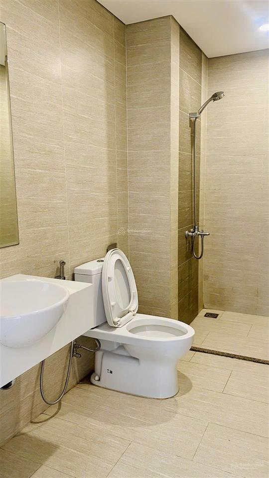 Chính chủ cho thuê căn góc 3pn2vs 82m2 tại toà sa1 vinsmart city  12,5 triệu/tháng