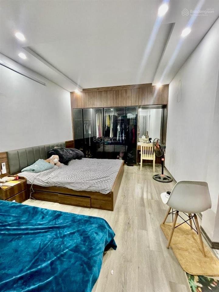 Siêu phẩm yên hoà, cách oto 7m, 1 phút ra phố, mặt tiền rộng, không qh, ở hoặc kinh doanh 39m2*5t.