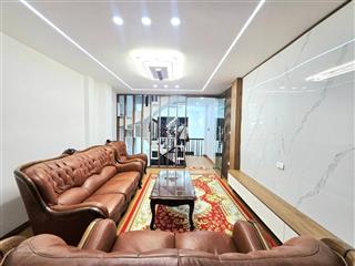 Nhà lô góc xuân thuỷ, vài bước ra mặt phố, ngõ thông siêu rộng ô tô tránh, kinh doanh 43m2*5t