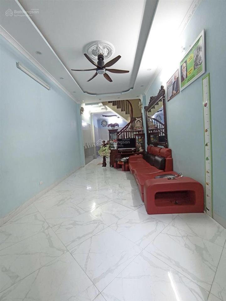 Hiếm nhất phố hồ tùng mậu, ngõ oto 5 tấn đỗ cửa, bagac tránh nhau, không qh, sđ chính chủ 54m2*5t.