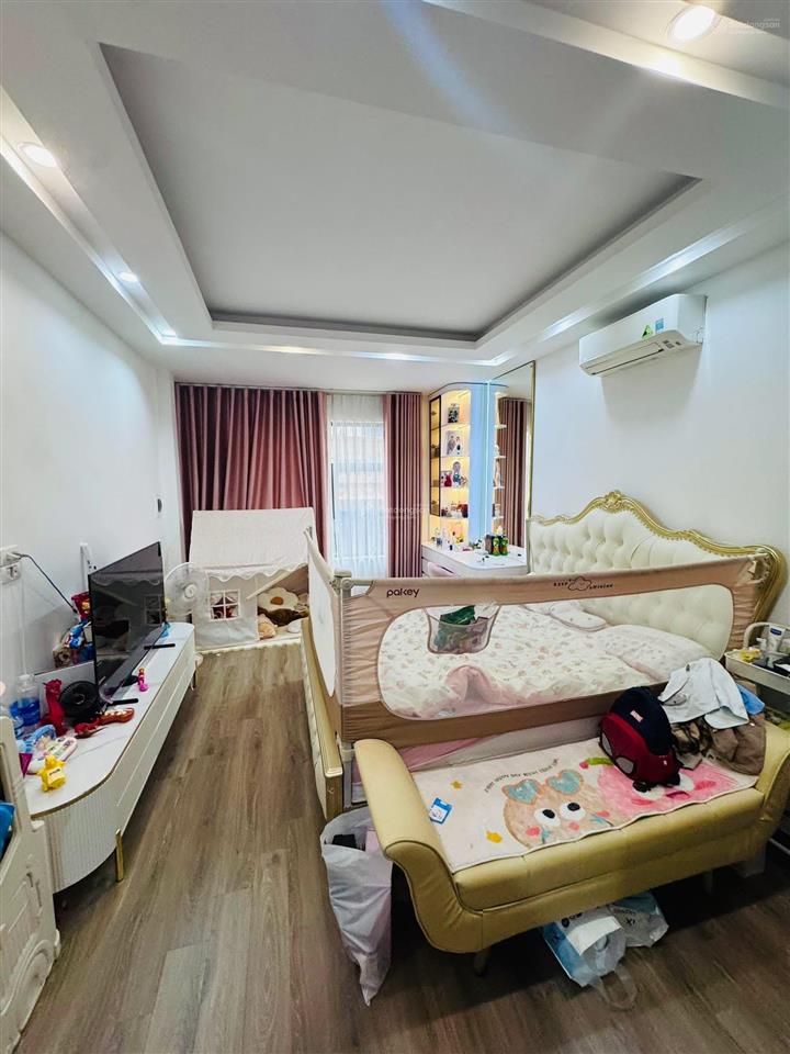 Lô góc phạm văn đồng, ngõ thông, 50m ô tô tránh, 2 thoáng, sổ nở hậu, xây mới 40m2*5t