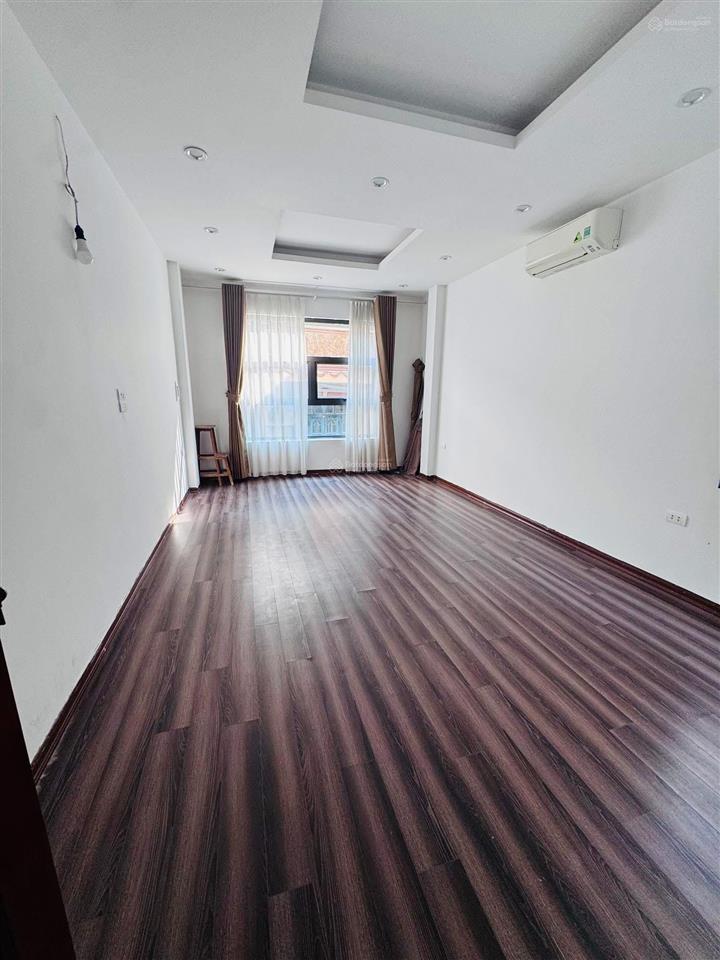 Lô góc phạm văn đồng, ngõ thông, 50m ô tô tránh, 2 thoáng, sổ nở hậu, xây mới 40m2*5t