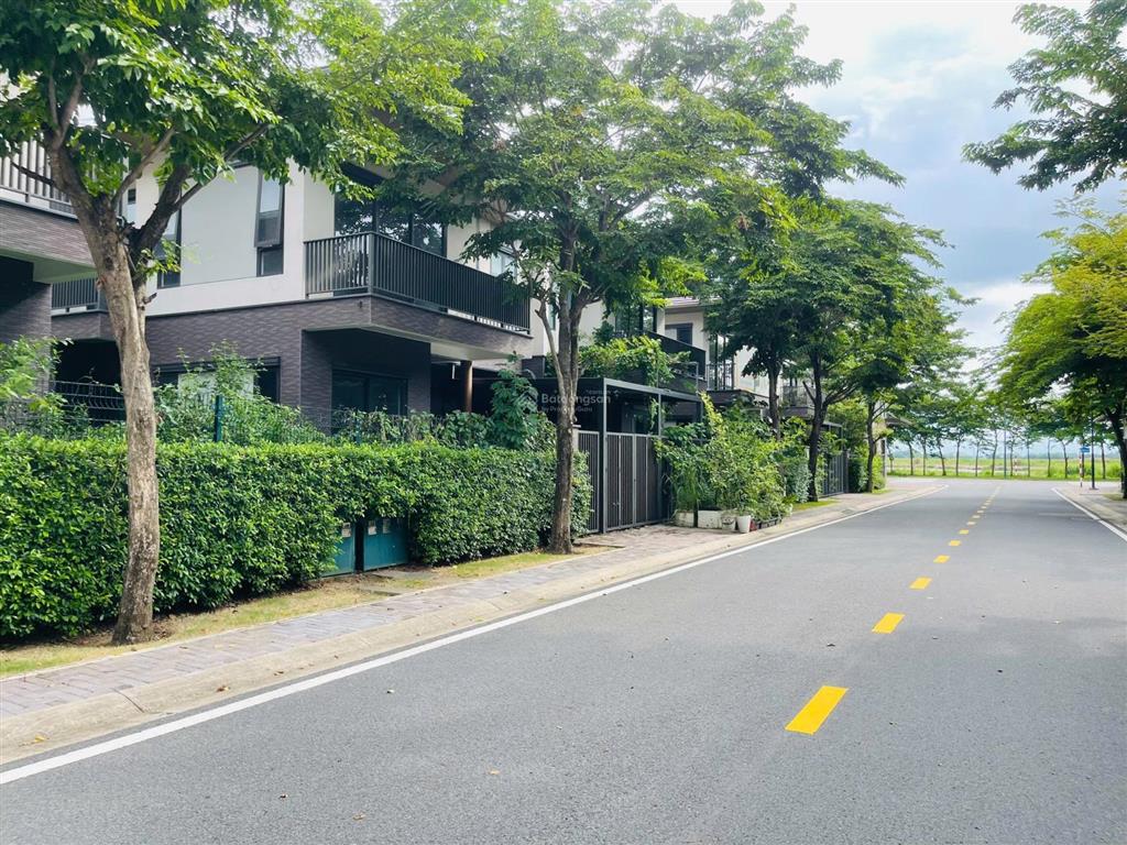 Bán song lập 150m² trục h7 aquaria giá full chỉ 6,5 tỷ sổ hồng sẵn giá tham khảo tốt trong khu vực