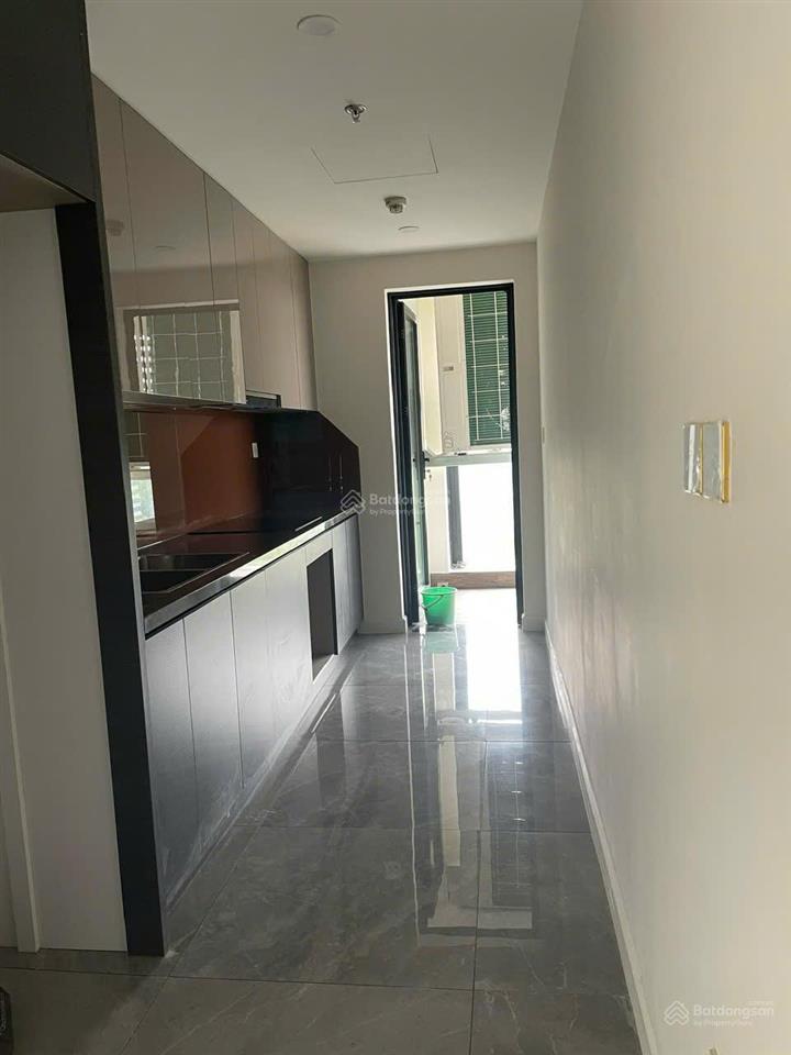 Bán gấp căn hộ sunshine diamond river 137m2  quận giá 7,5 tỷ  view đẹp, thoáng mát