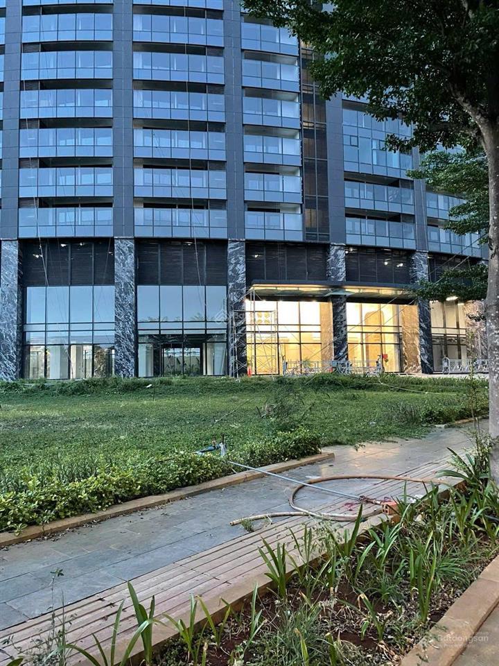 Bán gấp căn hộ sunshine diamond river 137m2  quận giá 7,5 tỷ  view đẹp, thoáng mát