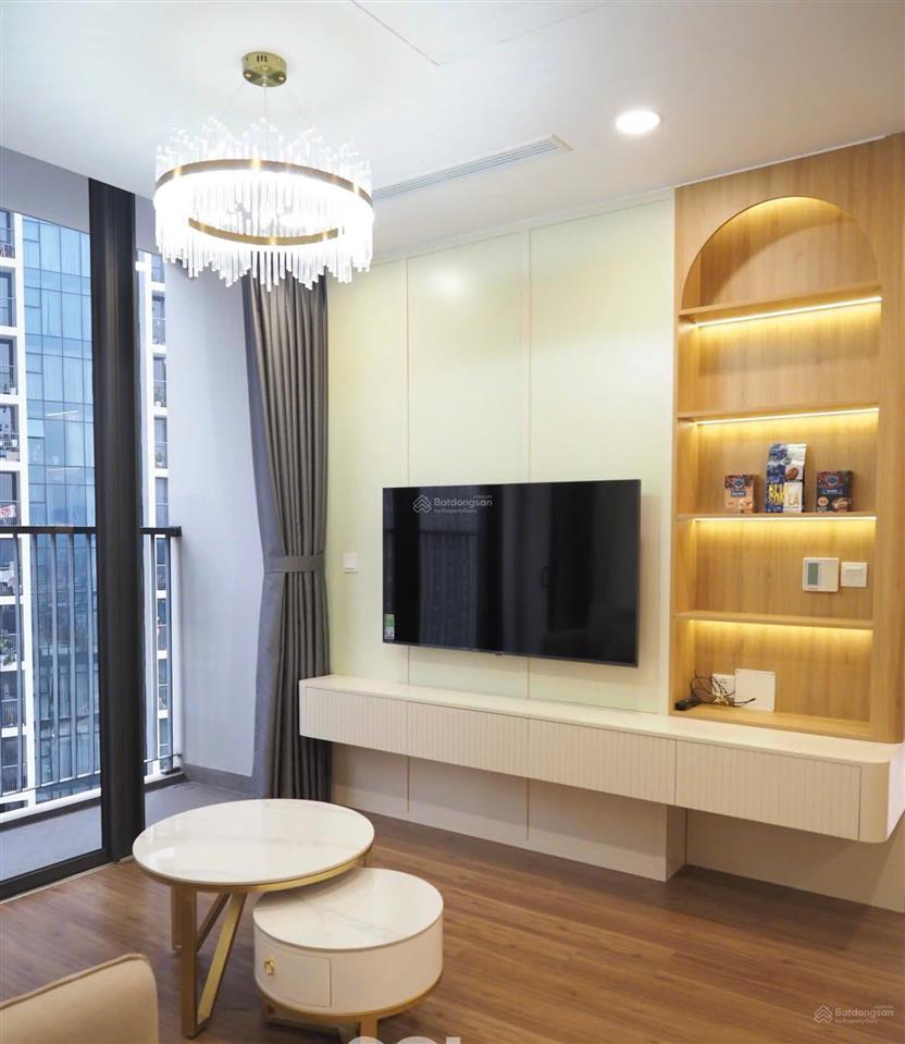 Bán gấp! căn hộ chung cư eco green sài gòn, 8,6 tỷ, 3pn, 2wc 81m2, đẹp, nhiều tiện ích hot!