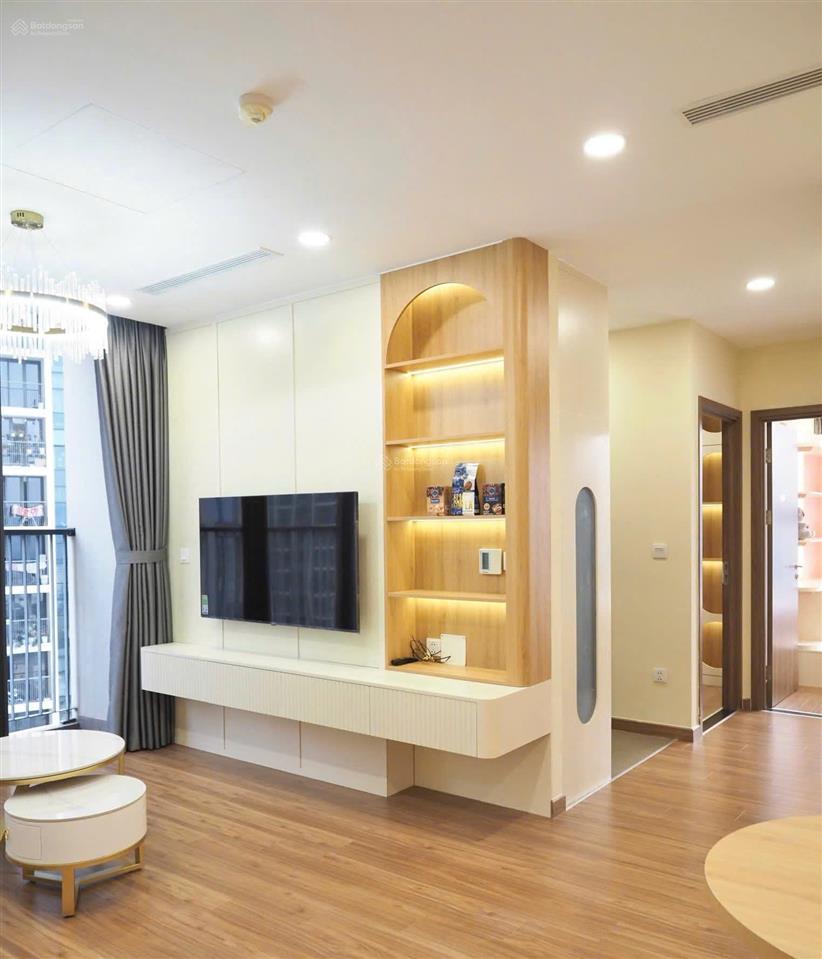 Bán gấp! căn hộ chung cư eco green sài gòn, 8,6 tỷ, 3pn, 2wc 81m2, đẹp, nhiều tiện ích hot!