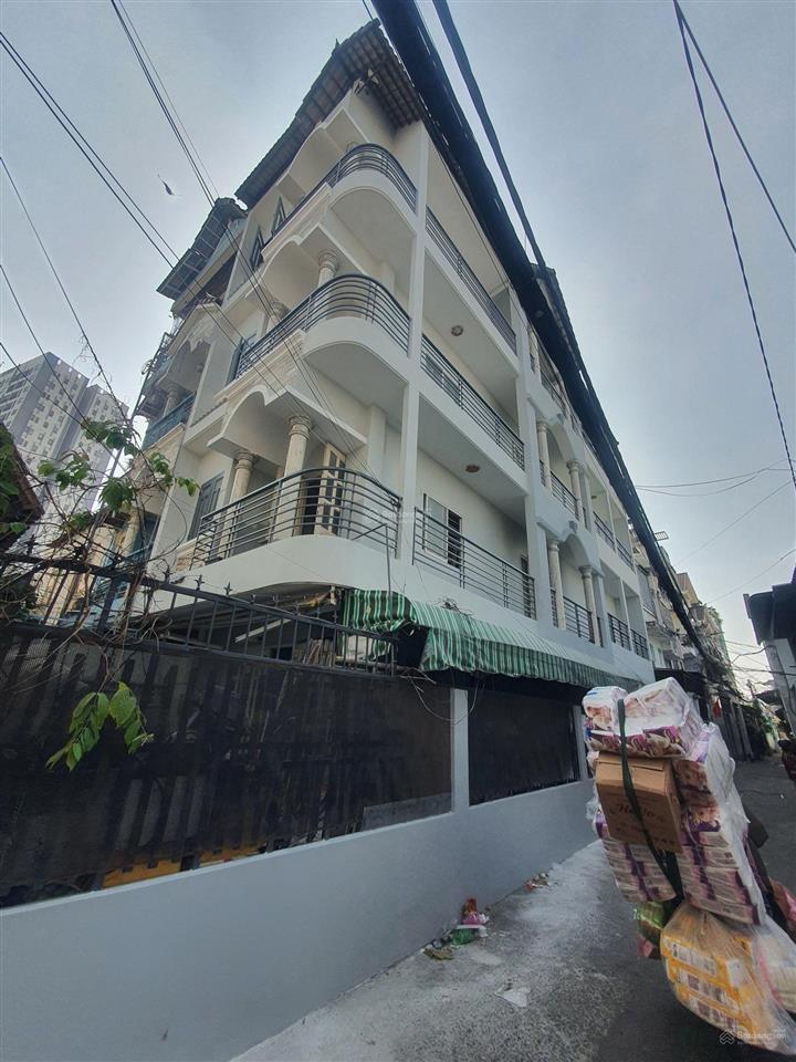 Huỳnh tấn phát, 8,8 tỷ, dt.104m2, 7pn, 7wc, 4 tầng , hẻm xe hơi, cách mặt tiền huỳnh tấn phát 50m