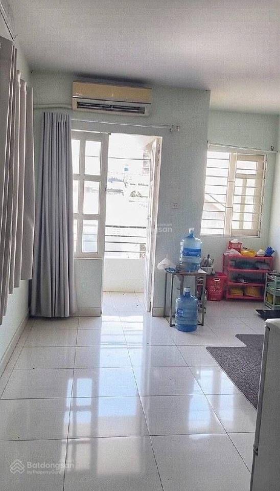 Huỳnh tấn phát, 8,8 tỷ, dt.104m2, 7pn, 7wc, 4 tầng , hẻm xe hơi, cách mặt tiền huỳnh tấn phát 50m