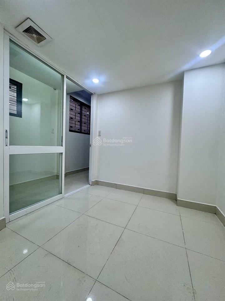 Dt 59m2 2 tầng, 3pn, 2wc đường pasteur, quận 1