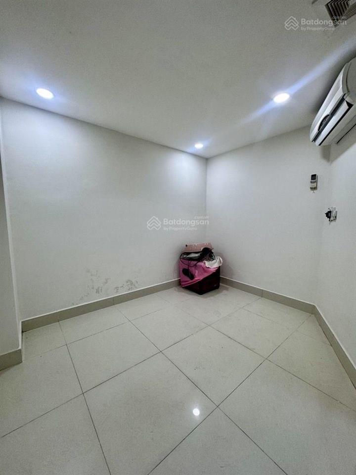 Dt 59m2 2 tầng, 3pn, 2wc đường pasteur, quận 1