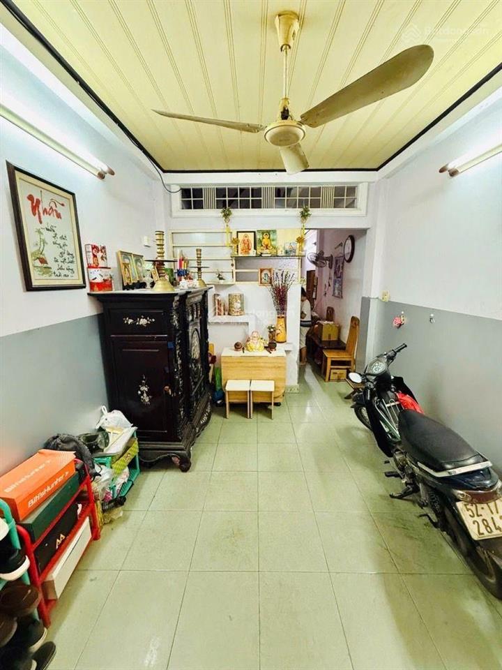 Quận 1, nguyễn thị minh khai dt 34m, đúc btct tầng, 3pn, 3wc, pk, bếp giá 8 tỷ