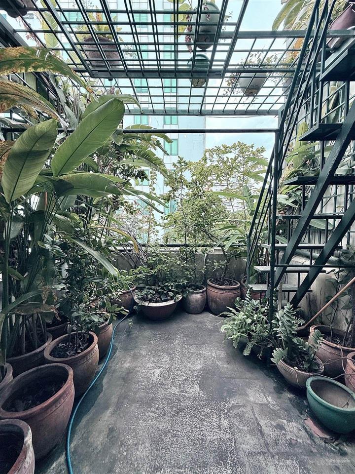 Nhà bán nguyễn thị minh khai, quận 3 dt 52m2, 5 tầng, 4pn, 5wc, bếp, khách, st, giá 9.99t.