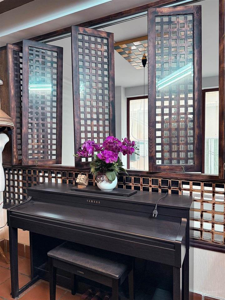 Nhà bán nguyễn thị minh khai, quận 3 dt 52m2, 5 tầng, 4pn, 5wc, bếp, khách, st, giá 9.99t.