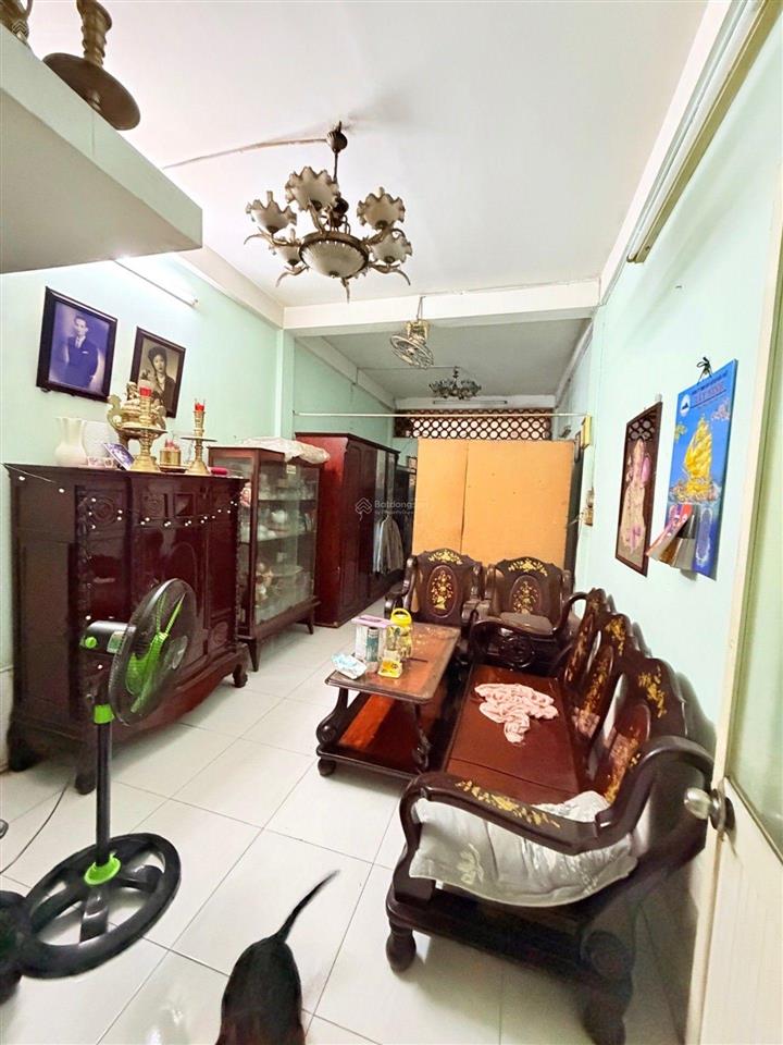 Bán nhà riêng tại võ văn tần q3, 46m2, 6pn, 4wc, giá 9,8 tỷ
