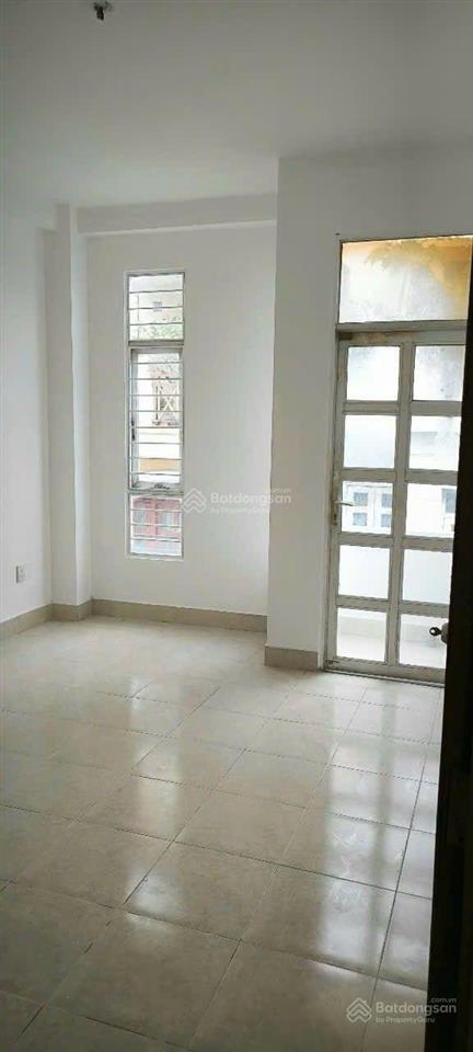 Bán nhà 45m2, 9,6 tỷ, 8pn, 8wc tại phan văn trị, hẻm xe hơi vô nhà p.1, q.5, hcm
