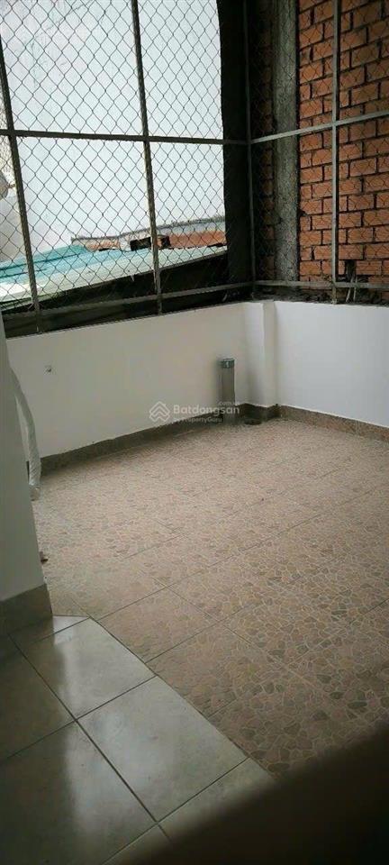 Bán nhà 45m2, 9,6 tỷ, 8pn, 8wc tại phan văn trị, hẻm xe hơi vô nhà p.1, q.5, hcm