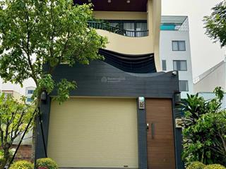 Bán nhà mt đs 52 p bình trưng tây q2. dt(5x20m) cn 100m2 . kc  3 lầu + st. nhà mới 90% . giá 25ty