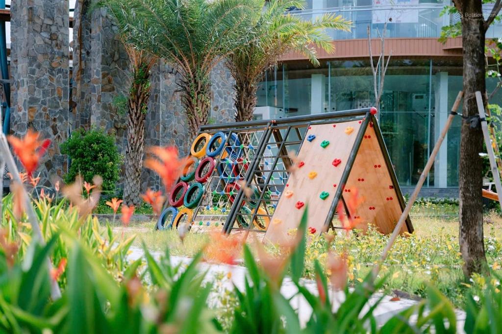 Biệt thự liền kề biển the light city, diện tích 342m², hướng tây bắc, thanh toán 36 tháng