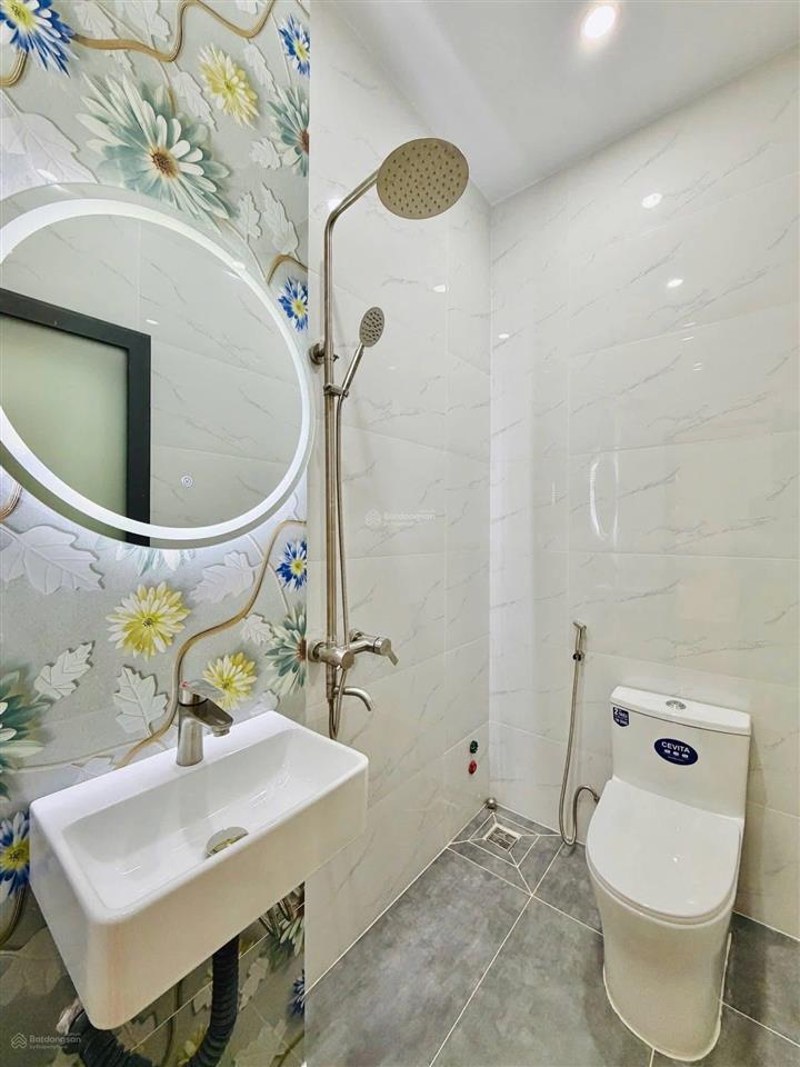 Nhà trung tâm  dễ ở, dễ cho thuê  67m2, xây 3 tầng, hẻm 6m  đường nơ trang long, p13, bình thạnh