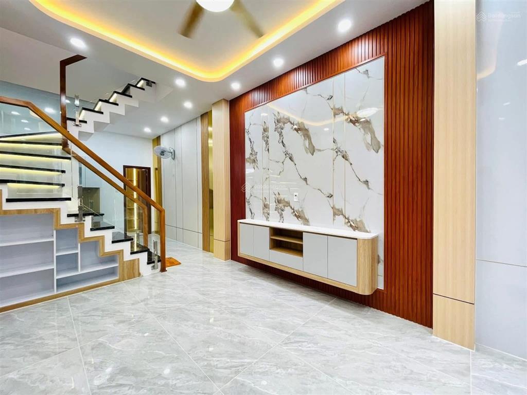 Siêu phẩm nhà 63.8m2 đường trần hữu trang, p10, phú nhuận. cho thuê 18 triệu/tháng, sổ sẵn