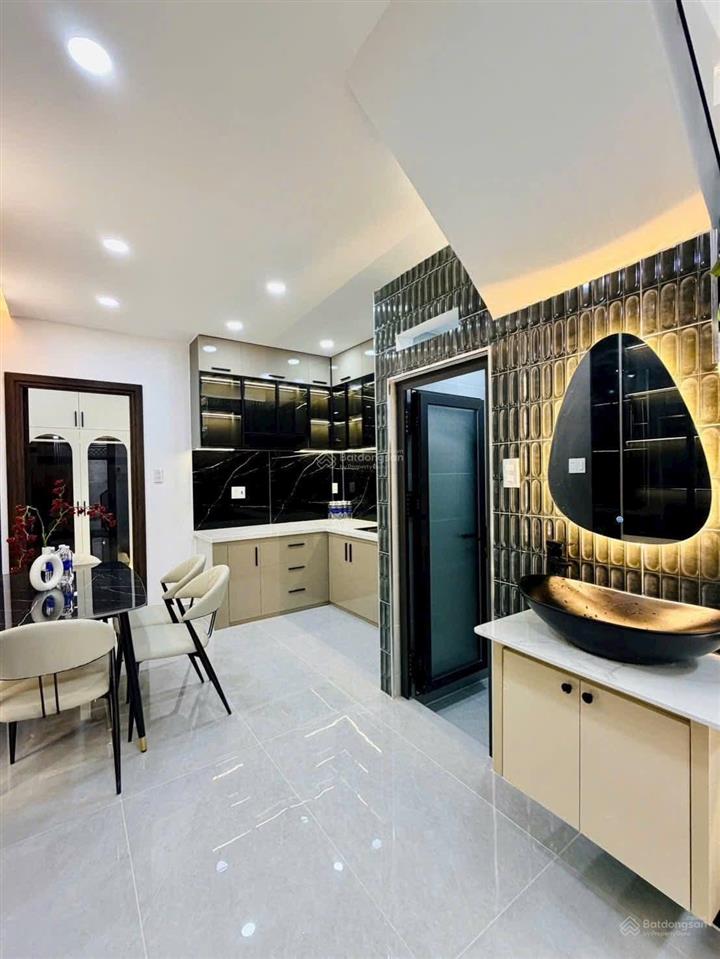 Qua mỹ định cư bán gấp nhà ở đường nguyễn thái sơn, p5, gò vấp. dt41m², hẻm 5m,sổ riêng. giá 2tỷ620