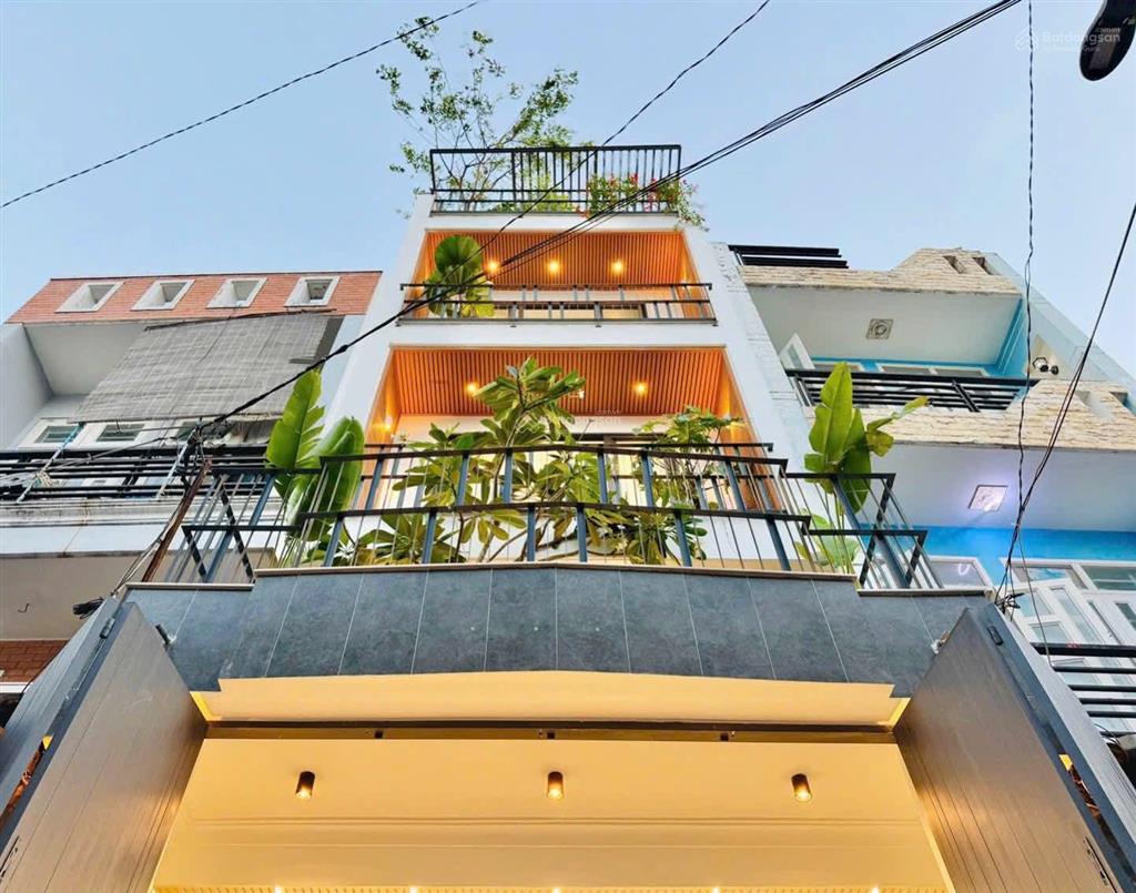 Căn nhà đáng mua để an cư  47m2, xây 5 tầng, hẻm 6m, sổ hồng riêng  hoàn công