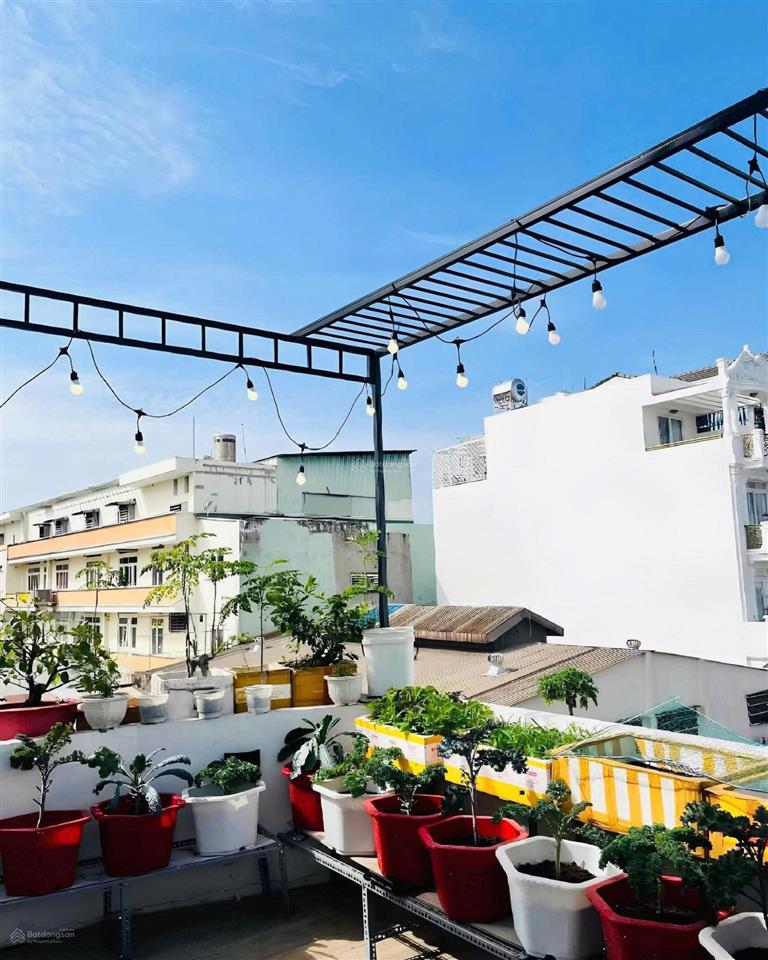 Siêu phẩm nhà đẹp nằm trên đường bùi quang là, p12, gò vấp. xây 3tầng, hẻm 5m, sổ riêng, giá 2tỷ350