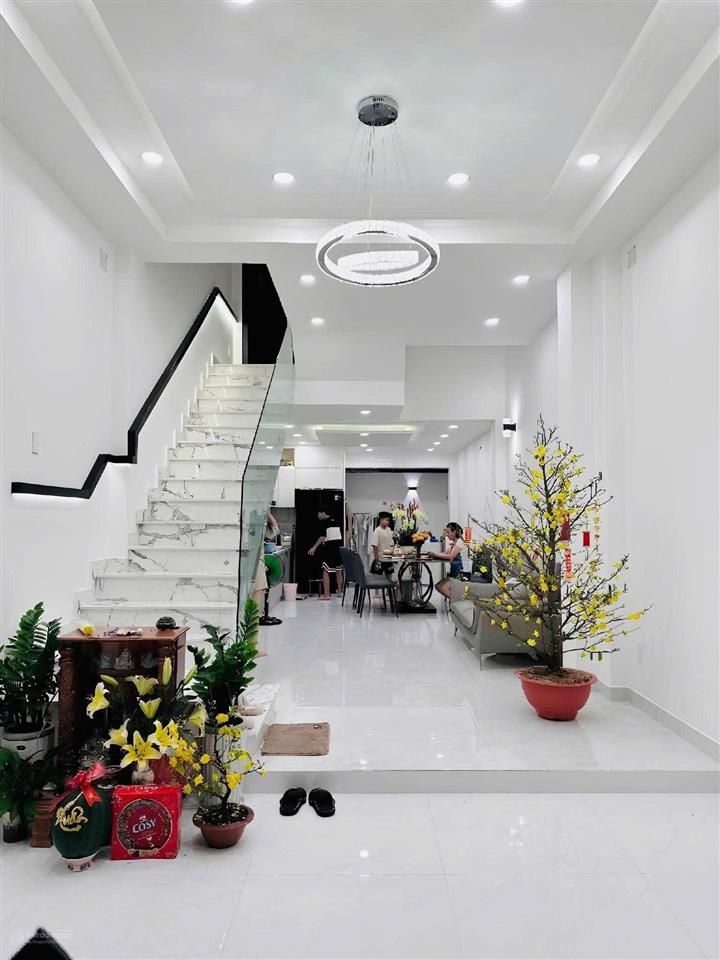 Siêu phẩm nhà đẹp nằm trên đường bùi quang là, p12, gò vấp. xây 3tầng, hẻm 5m, sổ riêng, giá 2tỷ350