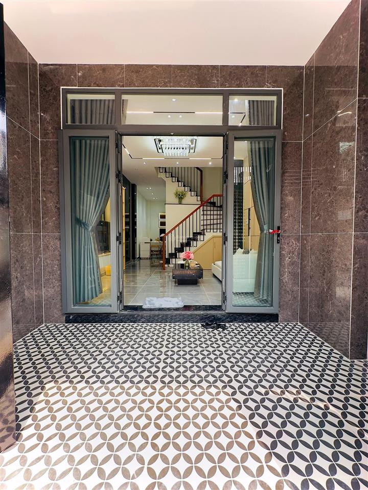 Cô nga chính chủ bán nhà 69m2, đường đào duy anh, p9, phú nhuận. sổ riêng, hẻm 4m, giá chỉ 3 tỷ 950