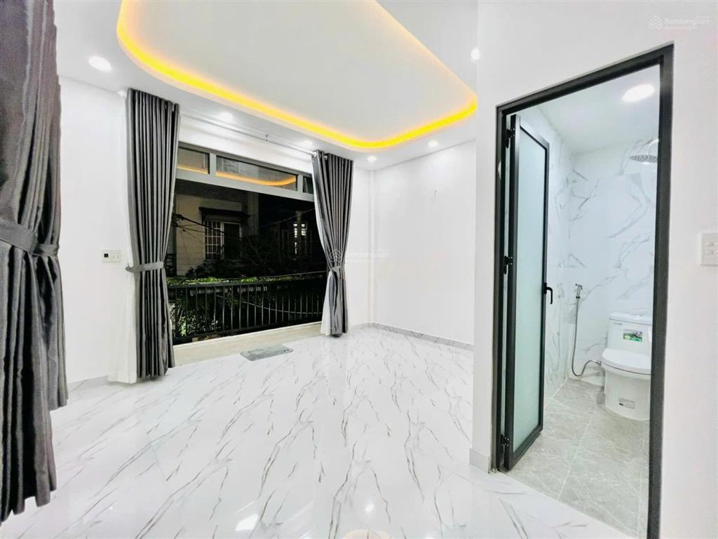 Cực hiếm nhà 40m2, nguyễn văn khối, p9, gò vấp. ra chợ hạnh thông tây 5phút, xây 3tầng, giá 3tỷ150