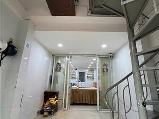 Trung tâm q.5  hxh 4m thông  3 tầng  3m x 9m  vào ở ngay  nhỉnh 6 tỷ