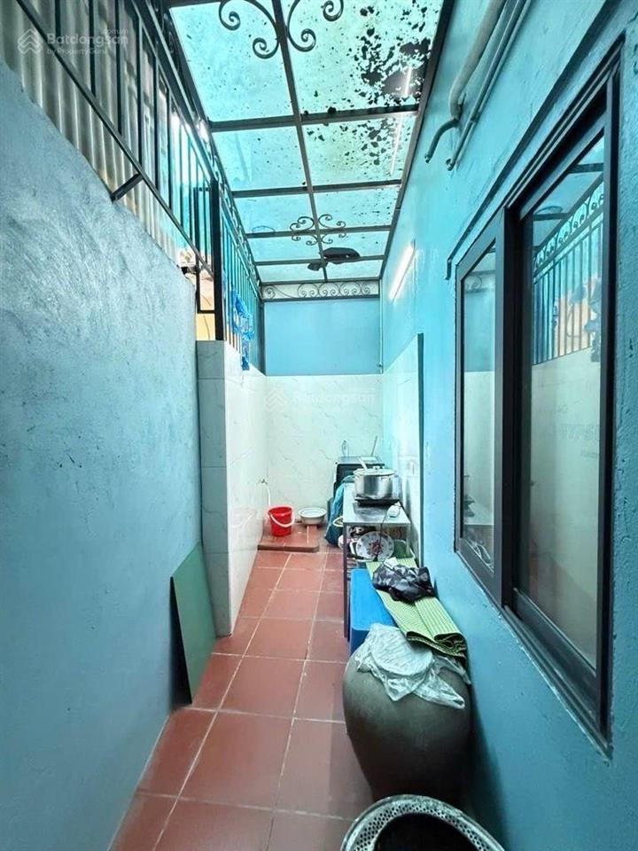 Bán nhà riêng nam dư 30/50m2 xây 5 tầng chắc chắn, ô tô đỗ cổng, cách mặt phố chỉ khoảng 20m