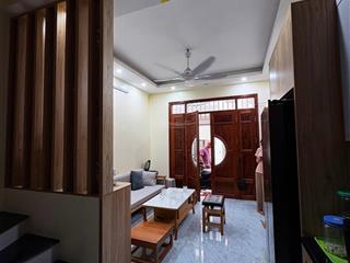Lĩnh nam, hoàng mai nhà dân xây lô góc 2 thoáng gần ô tô tránh