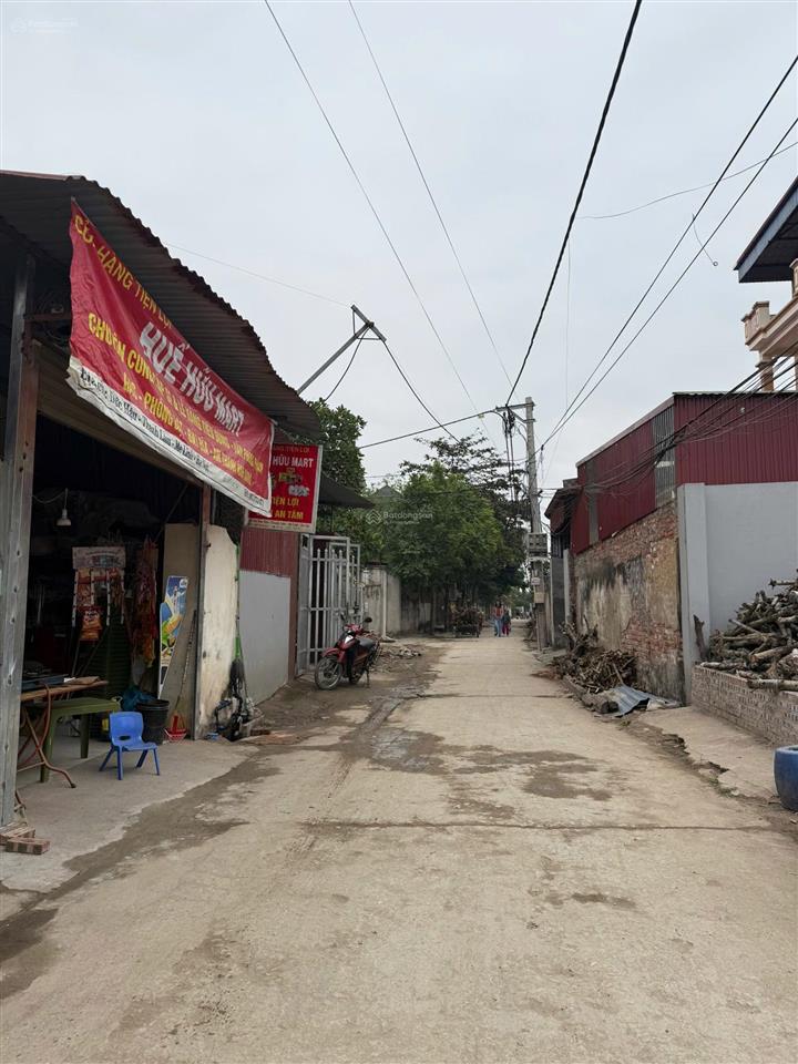 Đất kinh doanh đường 2 ô tô tránh