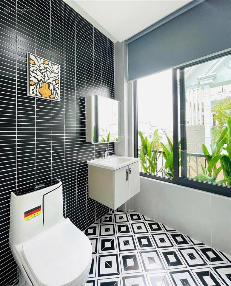 Chú hùng chuyển về đà nẵng cần bán tăng bạt hổ, p.11, b.thạnh  dt 68m2. giá chỉ 2.59tỷ shr (có tl)