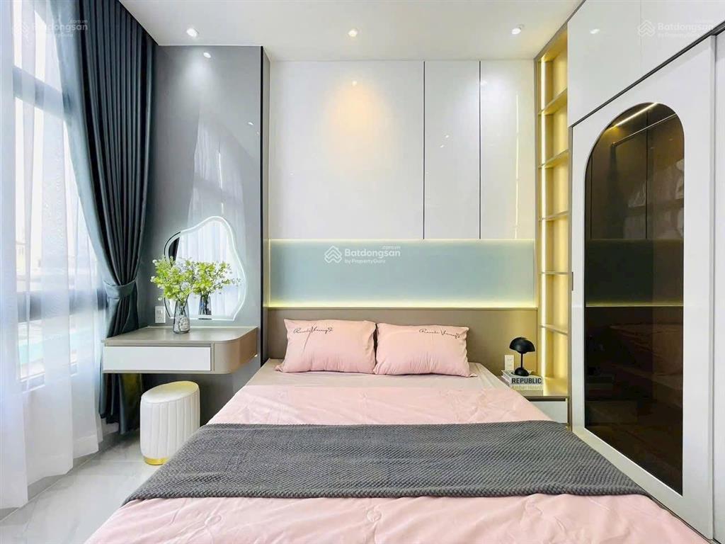 Chính chủ cần bán gấp ra căn lý văn phức, p. tân định q1, dt 54.6m2,giá 2ty250, sổ hồng riêng