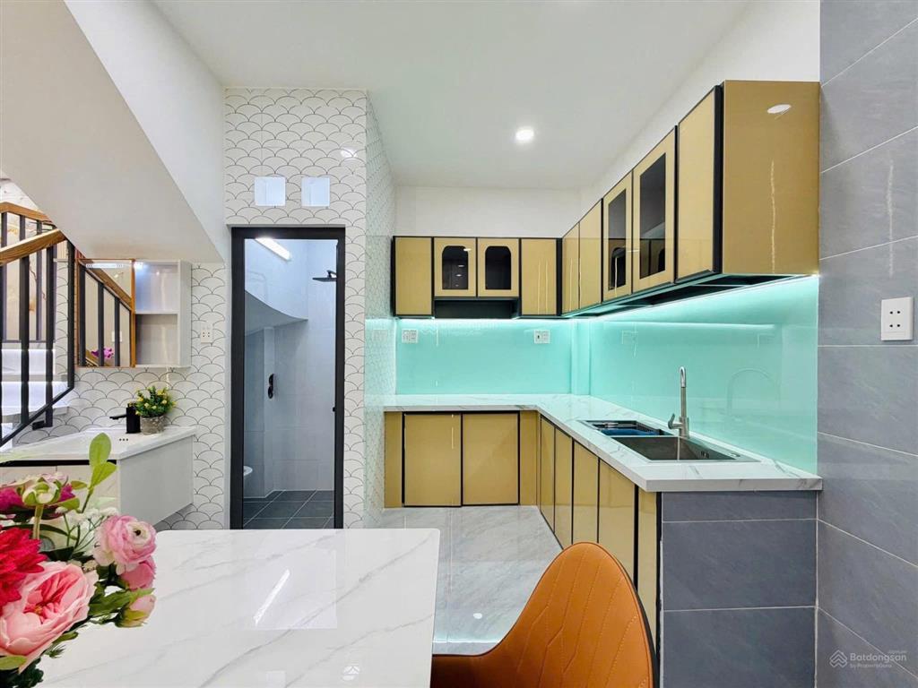 Bán nhà hoàng hoa thám p5 phú nhuận 42m2,đang thuê 13tr/th,giá 2.19 tỷ. sổ hồng riêng, 0904 472 ***