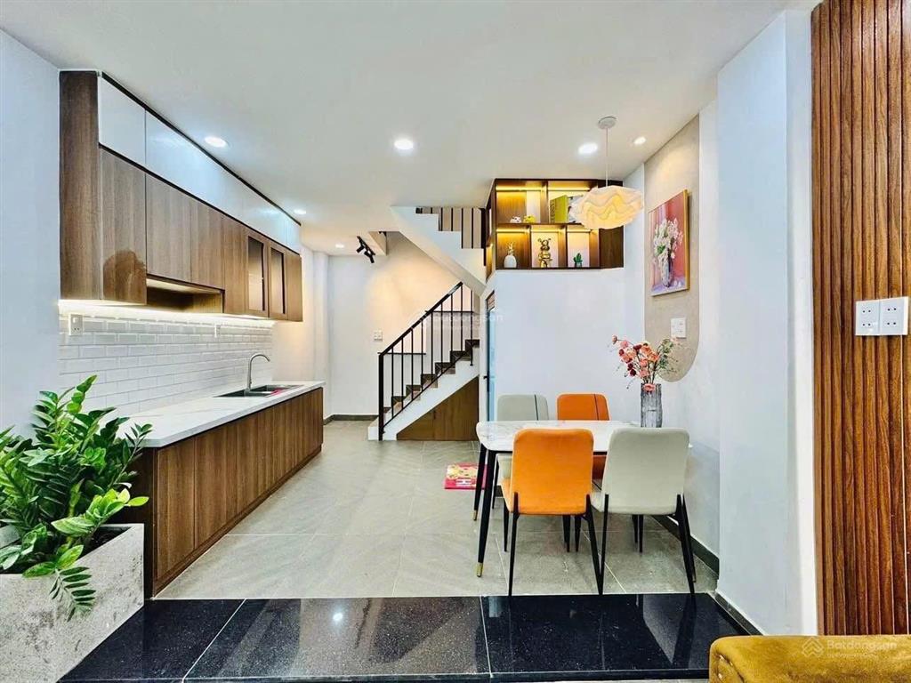 Bán nhà hẻm xe hơi tại lê văn duyệt p3 bình thạnh, dt 43m2, sổ sẵn