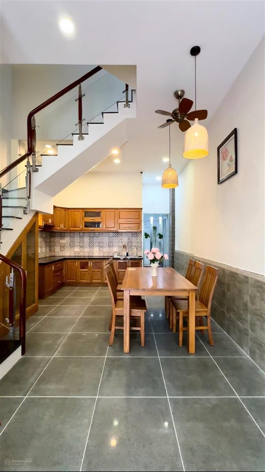 Người thân cần bán gấp nhà dt 59m2 lê quang định, p1, gò vấp. nhà shr