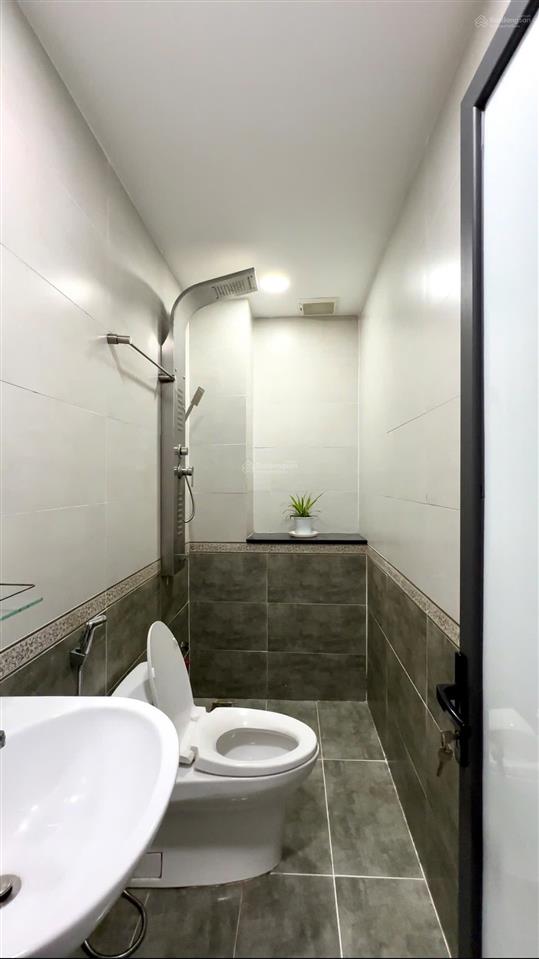 Người thân cần bán gấp nhà dt 59m2 lê quang định, p1, gò vấp. nhà shr