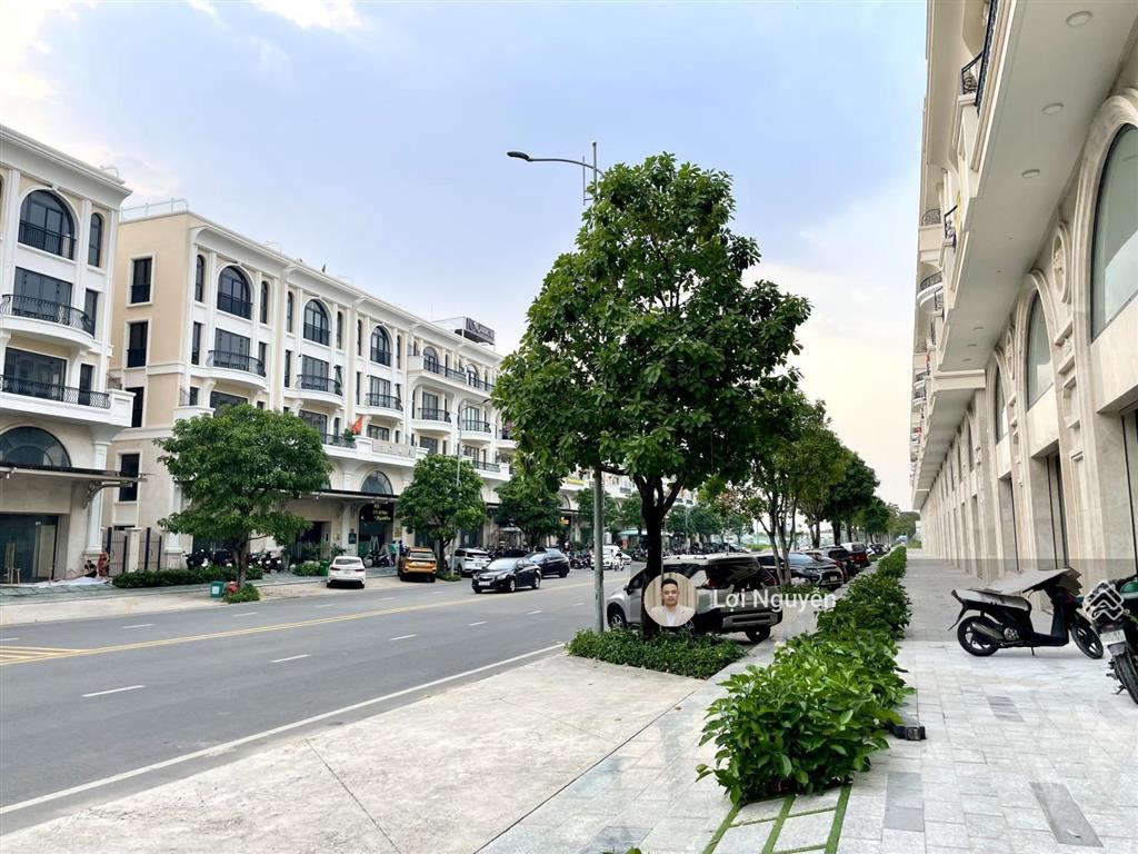 Cho thuê tầng trệt (7x20m) có hầm, vị trí đẹp nhất trục đường đinh thị thi  kđt vạn phúc
